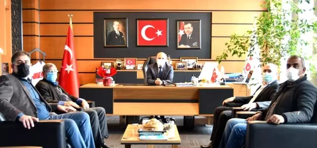 Erzurumlulardan Başkan Oral'a ziyaret Erzurumlulardan Başkan Oral'a ziyaret