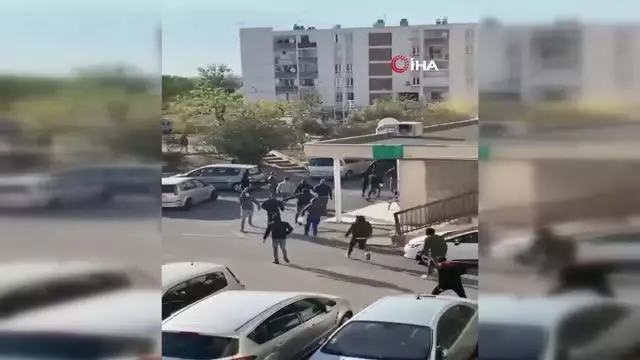 Fransa'da PKK sempatizanları Türk derneğine saldırdı Fransa'da PKK sempatizanları Türk derneğine saldırdı