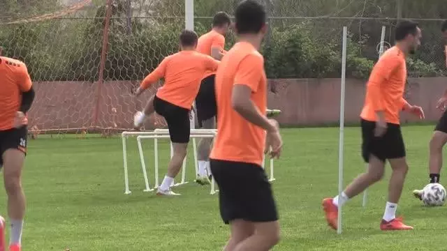 Galibiyet hasreti 8 hafta sonra biten Adanaspor'da ligde kalma umutları arttı