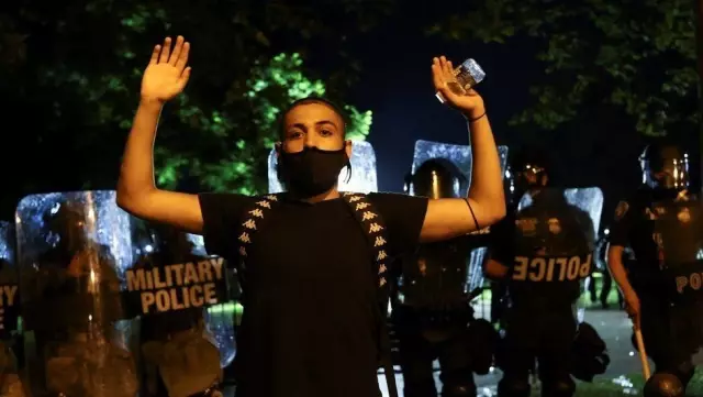 George Floyd davasında uzman doktor ifade verdi: 'Ölüm nedeni oksijen yetersizliği' 3 george floyd davasinda uzman doktor ifade ver 4 14053321 o