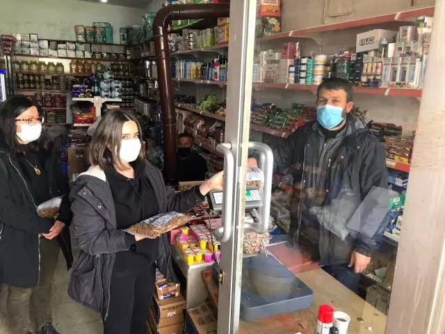 Hayvan severlerden kaymakam ve başkana ziyaret Hayvan severlerden kaymakam ve başkana ziyaret