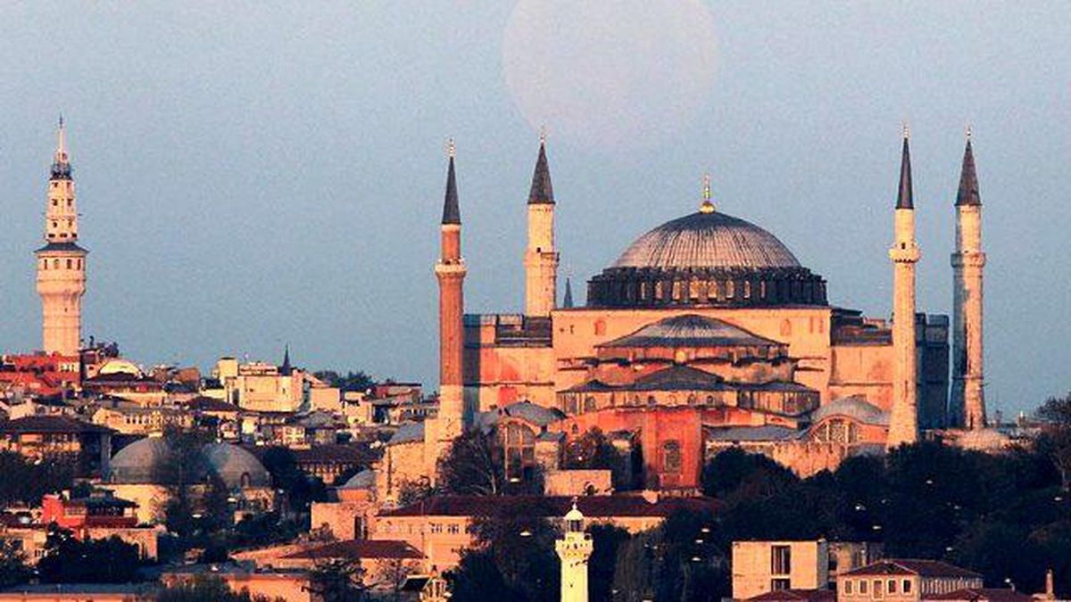 İşrak namazı nedir? İşrak namazı nasıl kılınır? İşrak namaz vakti!