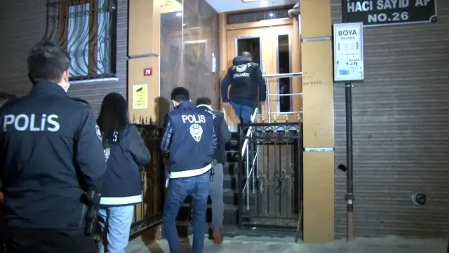 Son dakika haberi! İstanbul merkezli 5 ilde, Sedat Peker'in elebaşı olduğu belirtilen organize suç örgütüne yönelik operasyon Son dakika haberi! İstanbul merkezli 5 ilde, Sedat Peker'in elebaşı olduğu belirtilen organize suç örgütüne yönelik operasyon
