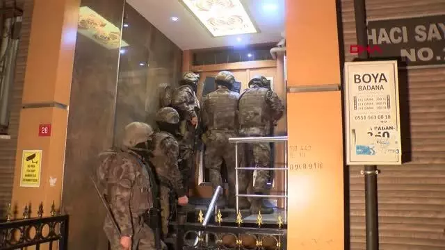 Son dakika haberleri: İSTANBUL MERKEZLİ 5 İLDE ORGANİZE SUÇ ÖRGÜTÜNE YÖNELİK DEV OPERASYON - 1 Son dakika haberleri: İSTANBUL MERKEZLİ 5 İLDE ORGANİZE SUÇ ÖRGÜTÜNE YÖNELİK DEV OPERASYON - 1