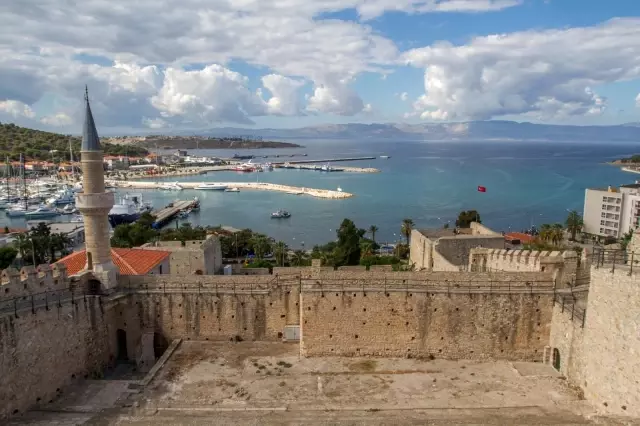 İzmir UNESCO Dünya Mirası Alanlarının şehri oluyor İzmir UNESCO Dünya Mirası Alanlarının şehri oluyor