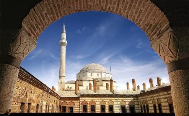 İzmir UNESCO Dünya Mirası Alanlarının şehri oluyor İzmir UNESCO Dünya Mirası Alanlarının şehri oluyor