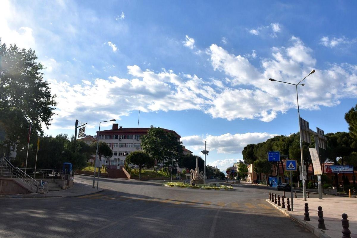 Karacasu'da bir okulda yüz yüze eğitime ara verildi