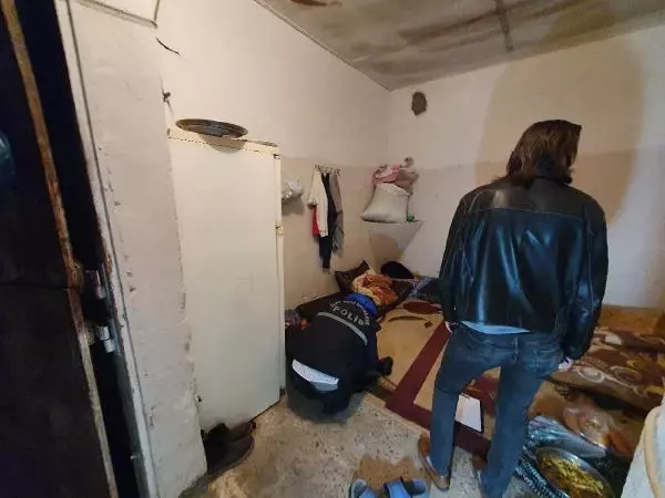 Kavga ettiği kuzenini bıçaklayarak öldürdü Kavga ettiği kuzenini bıçaklayarak öldürdü