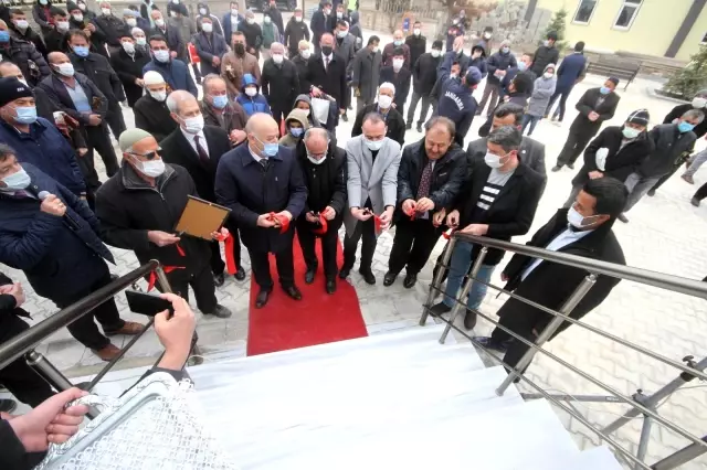 Konya'da Yavuz Sultan Selim Camii ibadete açıldı Konya'da Yavuz Sultan Selim Camii ibadete açıldı
