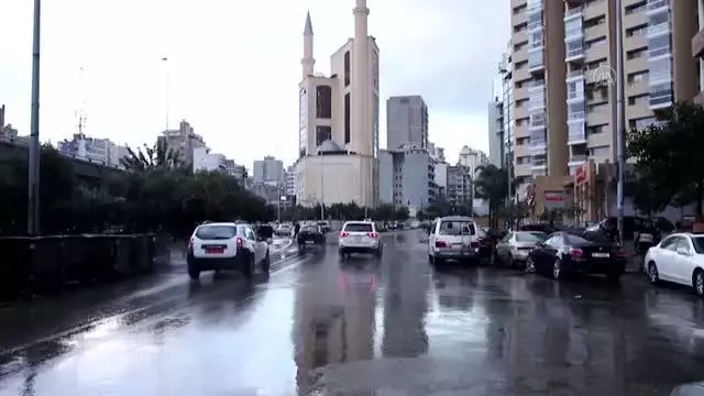 Lübnan'da hayat pahalılığı halkın ramazan ayı ve Paskalya Yortusu sevincine gölge düşürdü Lübnan'da hayat pahalılığı halkın ramazan ayı ve Paskalya Yortusu sevincine gölge düşürdü