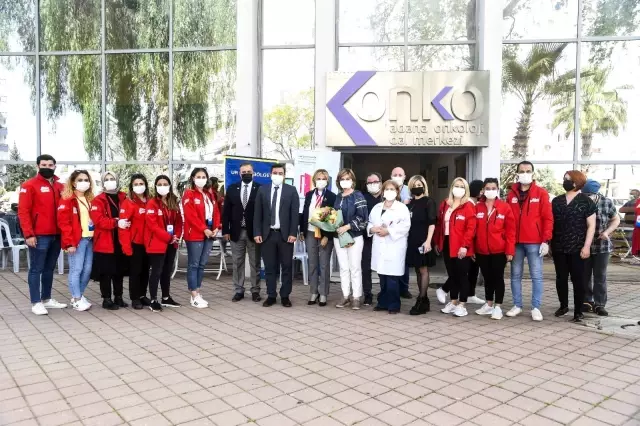 Onkoloji Merkezinde moral etkinliği Onkoloji Merkezinde moral etkinliği