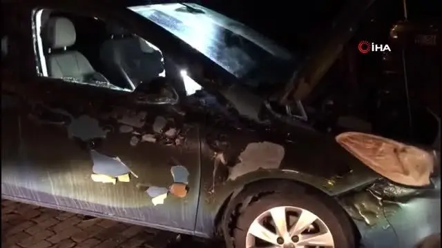 Son Dakika | Park halindeki minibüs alev aldı, 2 araç kullanılamaz hale geldi Son Dakika | Park halindeki minibüs alev aldı, 2 araç kullanılamaz hale geldi