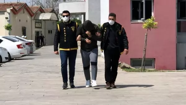 Polis, 2 kardeşi aracıyla sürükleyen şüpheliyi cep telefonu satış ilanıyla yakalamış Polis, 2 kardeşi aracıyla sürükleyen şüpheliyi cep telefonu satış ilanıyla yakalamış