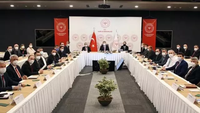 Son Dakika! Sağlık Bakanı Koca: Ülkemizdeki vakaların yaklaşık yüzde 40'ı İstanbul'da Son Dakika! Sağlık Bakanı Koca: Ülkemizdeki vakaların yaklaşık yüzde 40'ı İstanbul'da