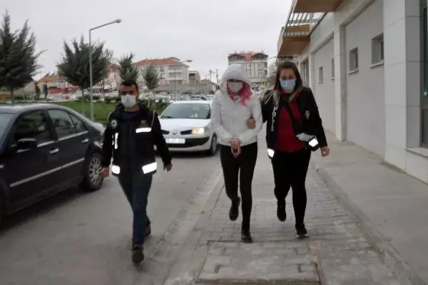 Tarım işçisi olarak gelip, uyuşturucu satan şebekeye operasyon: 24 gözaltı Tarım işçisi olarak gelip, uyuşturucu satan şebekeye operasyon: 24 gözaltı