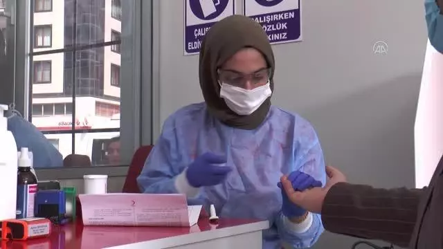 (TEKRAR) DİYARBAKIR - Türk Kızılay, vatandaşları ramazanda kan bağışına davet ediyor (TEKRAR) DİYARBAKIR - Türk Kızılay, vatandaşları ramazanda kan bağışına davet ediyor