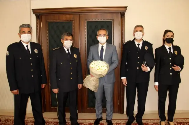 Son dakika haberleri: Tosya polis teşkilatından kaymakama ziyaret Son dakika haberleri: Tosya polis teşkilatından kaymakama ziyaret