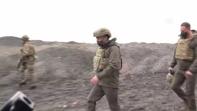 Ukrayna Devlet Başkanı Zelenskiy, Donbas cephesini ziyaret etti Ukrayna Devlet Başkanı Zelenskiy, Donbas cephesini ziyaret etti