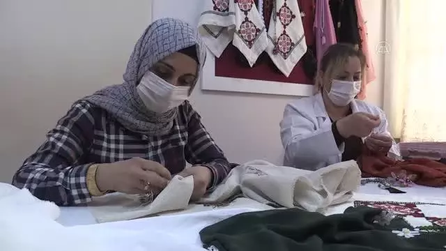Son dakika haberi! Yangında çeyizlerini kaybeden gençlerin yüzünü Halk Eğitim kursiyerleri güldürdü