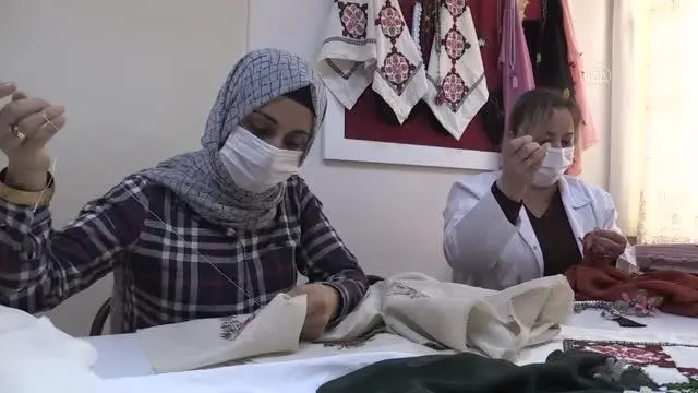 Son dakika haberi! Yangında çeyizlerini kaybeden gençlerin yüzünü Halk Eğitim kursiyerleri güldürdü