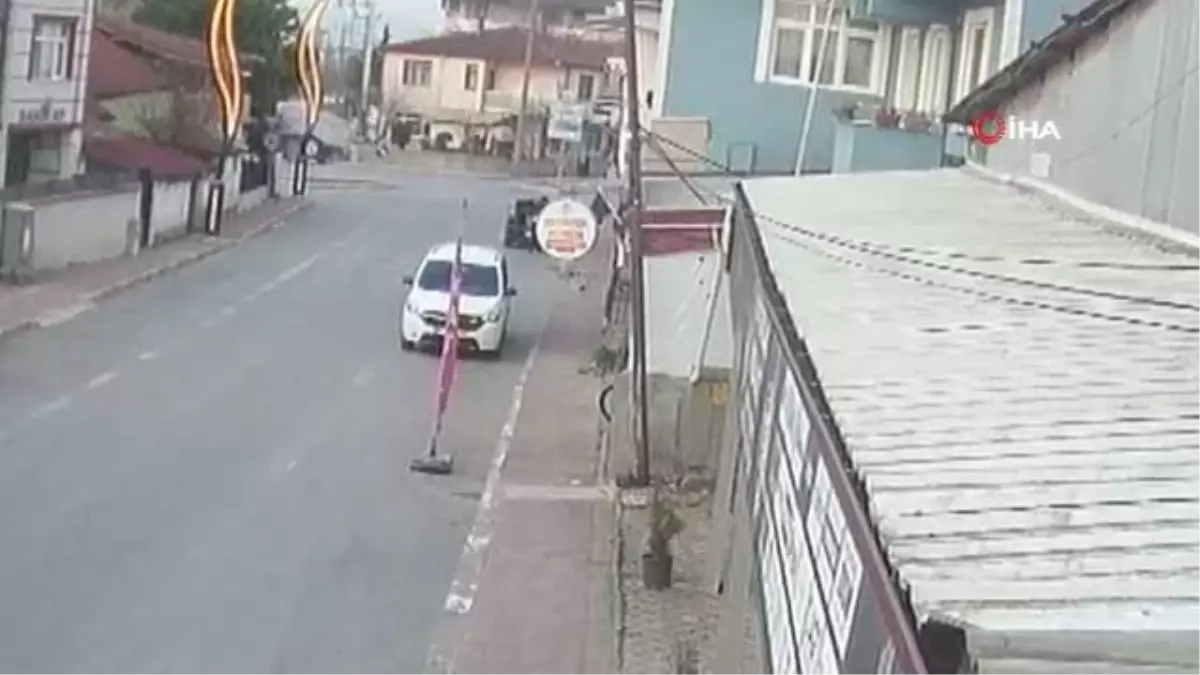 Yıkamaya bırakılan lüks ciple drift atan alkollü sürücü dehşeti kamerada