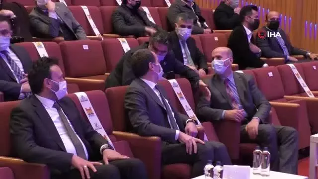 Zeytinburnu Belediye Başkanı Ömer Arısoy, 2 yıllık görev süresinde yapılan çalışmaları anlattı Zeytinburnu Belediye Başkanı Ömer Arısoy, 2 yıllık görev süresinde yapılan çalışmaları anlattı