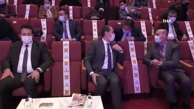 Zeytinburnu Belediye Başkanı Ömer Arısoy, 2 yıllık görev süresinde yapılan çalışmaları anlattı Zeytinburnu Belediye Başkanı Ömer Arısoy, 2 yıllık görev süresinde yapılan çalışmaları anlattı