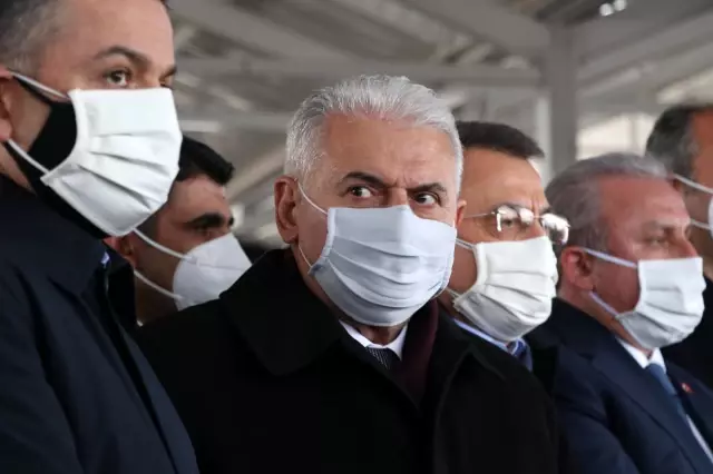 Son dakika haberleri: Adalet Bakanı Gül'ün annesi son yolculuğuna uğurlandı Son dakika haberleri: Adalet Bakanı Gül'ün annesi son yolculuğuna uğurlandı