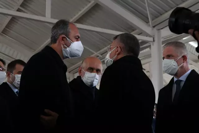 Son dakika haberleri: Adalet Bakanı Gül'ün annesi son yolculuğuna uğurlandı Son dakika haberleri: Adalet Bakanı Gül'ün annesi son yolculuğuna uğurlandı