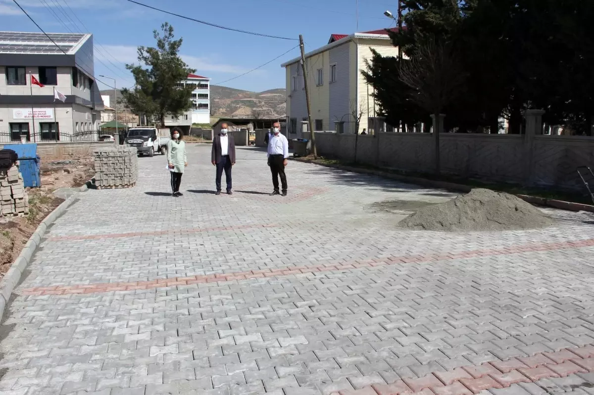 Balkar'a 30 bin metrekare kilitli taş döşendi