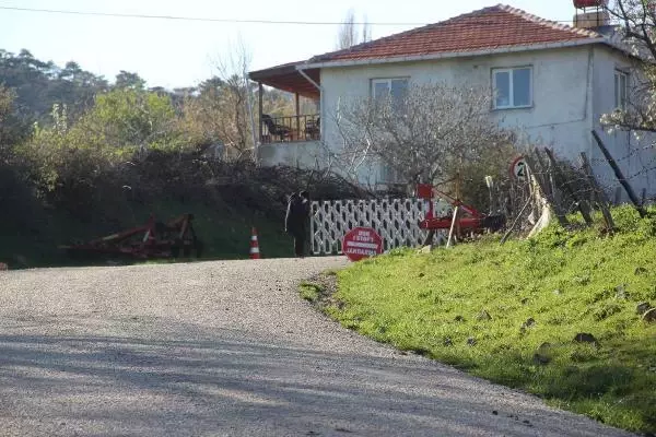 ÇANAKKALE BAYRAMİÇ'TE 1 KÖY KARANTİNAYA ALINDI ÇANAKKALE BAYRAMİÇ'TE 1 KÖY KARANTİNAYA ALINDI