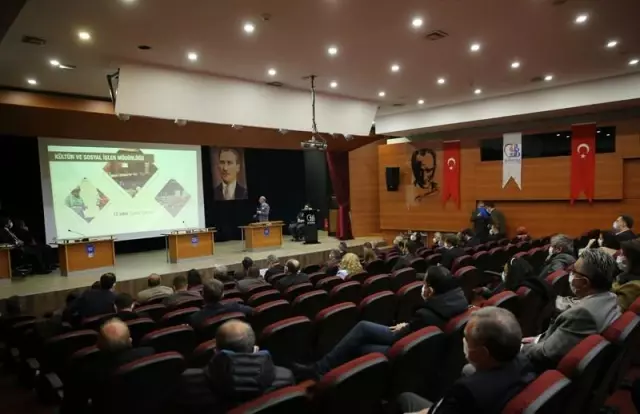 Bayrampaşa'da meclis 2020 yılı faaliyet raporunu onayladı Bayrampaşa'da meclis 2020 yılı faaliyet raporunu onayladı