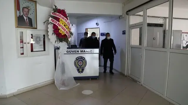 Çubuk Belediye Başkanı Demirbaş, Emniyet Müdürlüğünü ziyaret etti Çubuk Belediye Başkanı Demirbaş, Emniyet Müdürlüğünü ziyaret etti