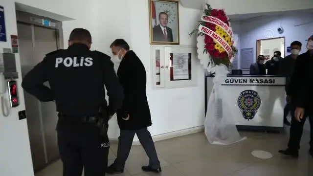 Çubuk Belediye Başkanı Demirbaş, Emniyet Müdürlüğünü ziyaret etti Çubuk Belediye Başkanı Demirbaş, Emniyet Müdürlüğünü ziyaret etti