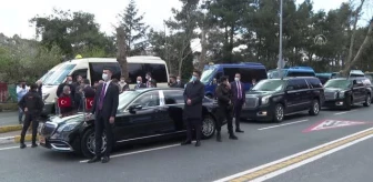 Cumhurbaşkanı Erdoğan, Tarabya'daki minibüsçülerle sohbet etti