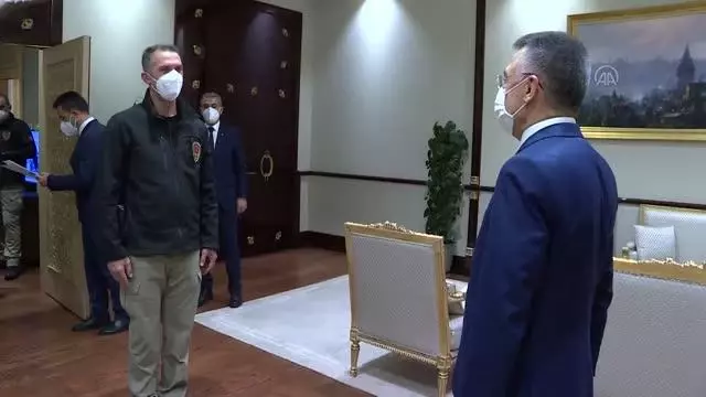 Cumhurbaşkanı Yardımcısı Oktay, Polis Teşkilatının 176. yılı dolayısıyla koruma polisleriyle bir araya geldi Cumhurbaşkanı Yardımcısı Oktay, Polis Teşkilatının 176. yılı dolayısıyla koruma polisleriyle bir araya geldi