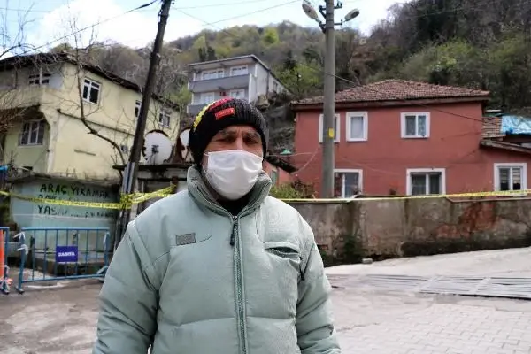 ZONGULDAK HEYELAN SONRASI MÜHÜRLENEN EVLERDE YAŞAYAN AİLELERE 2 AY ÖNCE BOŞALTILMASI İÇİN TEBLİGAT GİTMİŞ ZONGULDAK HEYELAN SONRASI MÜHÜRLENEN EVLERDE YAŞAYAN AİLELERE 2 AY ÖNCE BOŞALTILMASI İÇİN TEBLİGAT GİTMİŞ