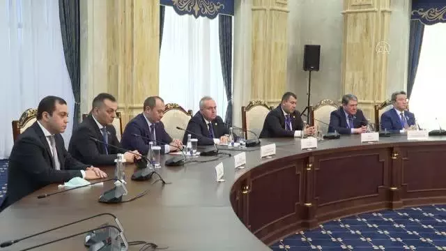 Kırgızistan Meclis Başkanı'ndan uçakta rahatsızlanan bebeği kurtaran Türk doktor vekile teşekkür Kırgızistan Meclis Başkanı'ndan uçakta rahatsızlanan bebeği kurtaran Türk doktor vekile teşekkür