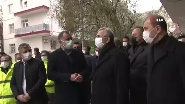 Mansur Yavaş'tan Çankaya'da istinat duvarı yıkılan bina hakkında açıklamalar Mansur Yavaş'tan Çankaya'da istinat duvarı yıkılan bina hakkında açıklamalar