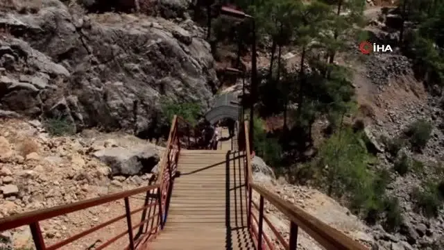 Mut Yerköprü Şelalesi 'yaz sezonunu' bekliyor Mut Yerköprü Şelalesi 'yaz sezonunu' bekliyor
