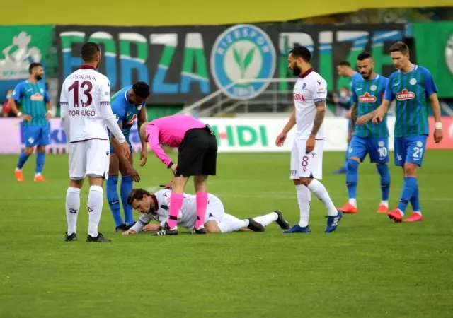 Süper Lig: Çaykur Rizespor: 0 Trabzonspor: 0 (İlk yarı) Süper Lig: Çaykur Rizespor: 0 Trabzonspor: 0 (İlk yarı)
