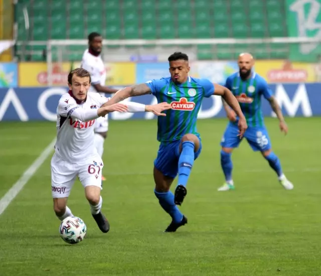 Süper Lig: Çaykur Rizespor: 0 Trabzonspor: 0 (İlk yarı) Süper Lig: Çaykur Rizespor: 0 Trabzonspor: 0 (İlk yarı)