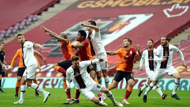Süper Lig: Galatasaray: 1 - Fatih Karagümrük: 1 (Maç sonucu) Süper Lig: Galatasaray: 1 - Fatih Karagümrük: 1 (Maç sonucu)