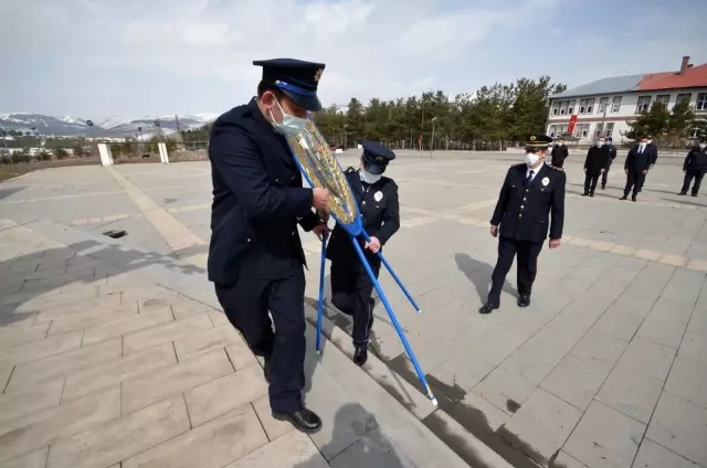 Türk Polis Teşkilatının 176'ıncı kuruluş yıldönümü Türk Polis Teşkilatının 176'ıncı kuruluş yıldönümü