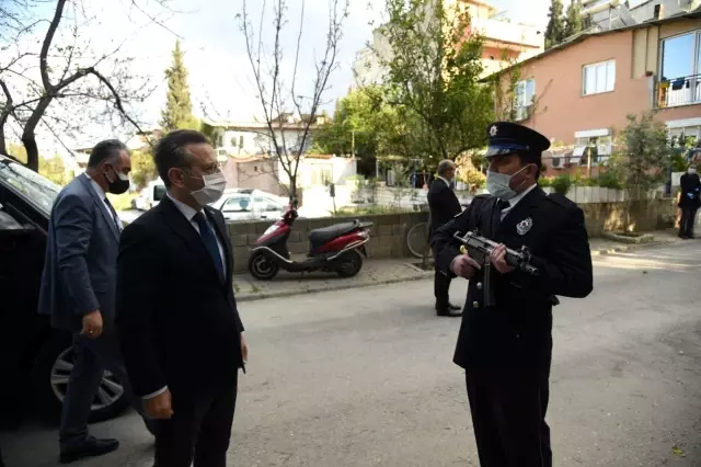 Son dakika haberi! Vali Aksoy'dan Şehit Ali Rüştü Yetkin Polis Merkezi'ne ziyaret Son dakika haberi! Vali Aksoy'dan Şehit Ali Rüştü Yetkin Polis Merkezi'ne ziyaret