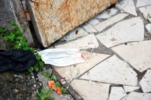 ADANA'DA ARAÇ ALIŞVERİŞİ NEDENİYLE ÇIKAN KAVGADA 3 KİŞİ YARLANDI ADANA'DA ARAÇ ALIŞVERİŞİ NEDENİYLE ÇIKAN KAVGADA 3 KİŞİ YARLANDI