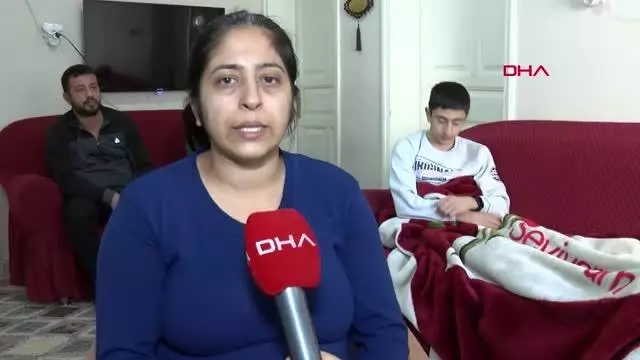 Son dakika gündem: ADANA OKUL BAHÇESİNDE MAÇ YAPARKEN ASILDIĞI KALE DİREĞİNİN ALTINDA KALDI Son dakika gündem: ADANA OKUL BAHÇESİNDE MAÇ YAPARKEN ASILDIĞI KALE DİREĞİNİN ALTINDA KALDI