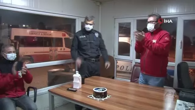 AKUT polisleri unutmadı AKUT polisleri unutmadı