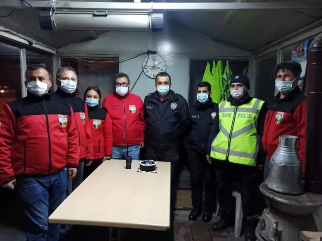 AKUT polisleri unutmadı AKUT polisleri unutmadı