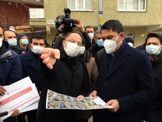 Son dakika haberleri | Bakan Kurum: Yapılan kontrolsüz kazı sebebiyle Açelya Apartmanı ve etrafındaki apartmanlar şuan için risk altında